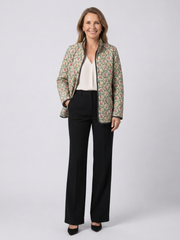 Halina | chamarra acolchada para dama tapiz floral, verde almendra