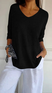 Julia | Blusa con escote en V