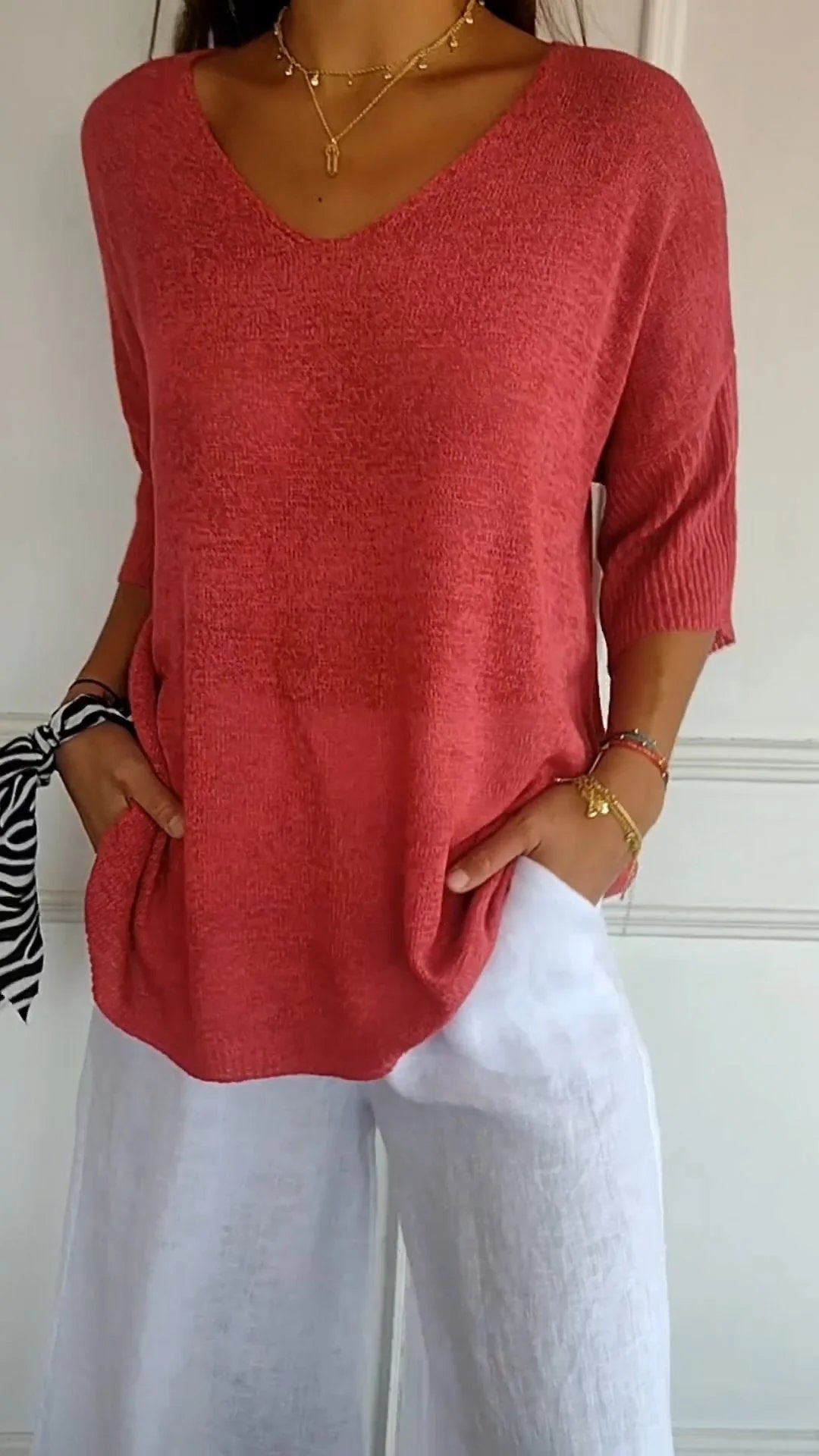 Julia | Blusa con escote en V