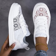 Dentelle | Tenis de Encaje Floral