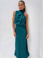 Irene | Elegante vestido de cuello halter azul