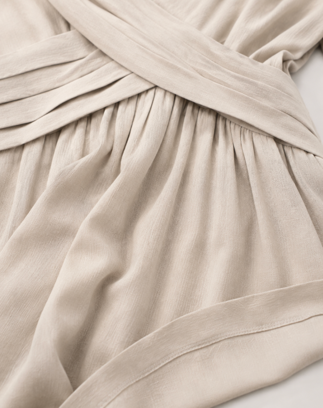 Alvara | Vestido Midi con Escote en V, Manga Corta y Cintura Cruzada