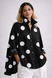 CAMISA DENIM OVERSIZE CON LUNARES