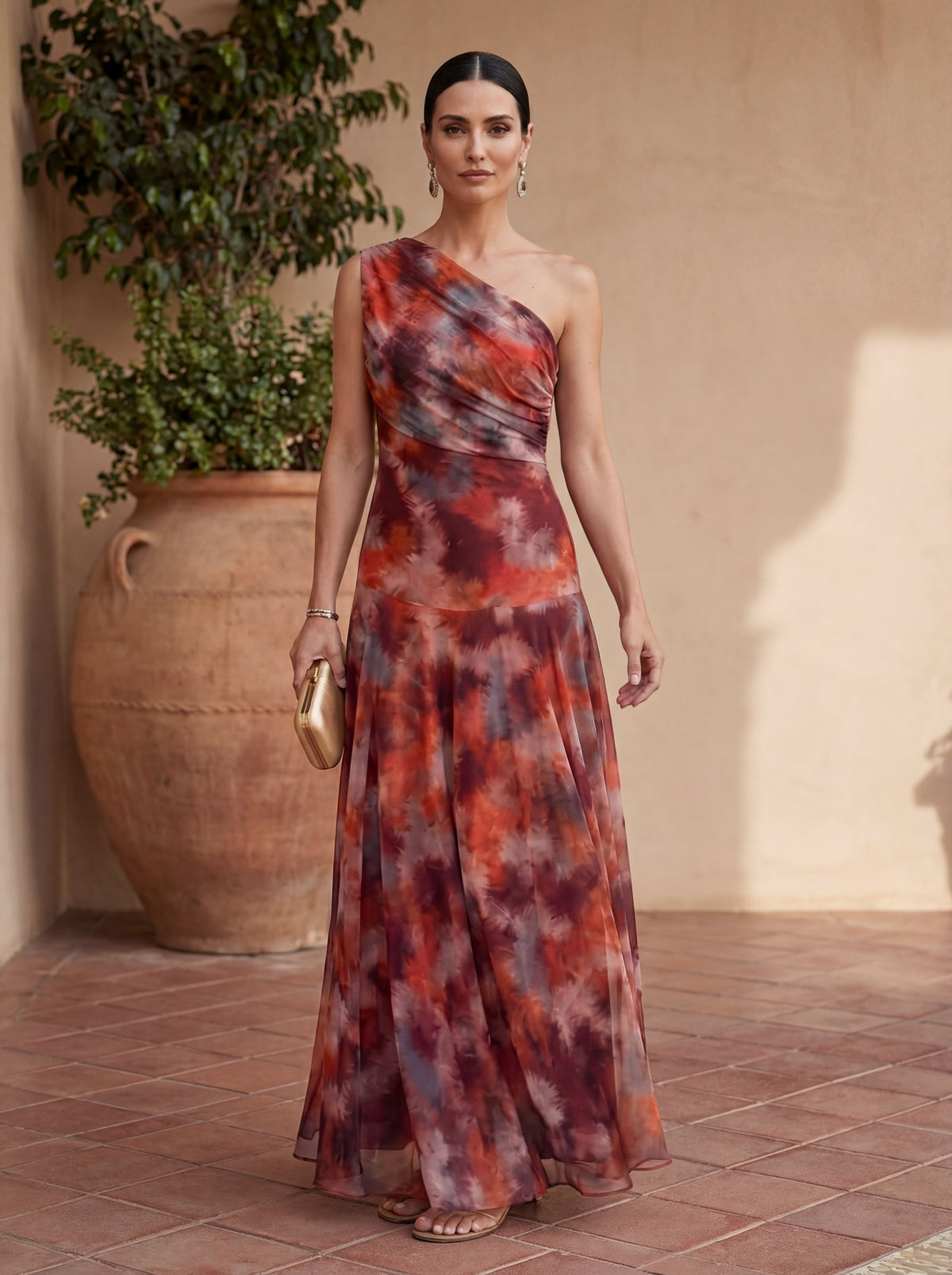 Uma - Vestido largo fluido con diseño elegante