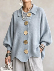 Victoria | Cárdigan oversize con botones dorados grandes