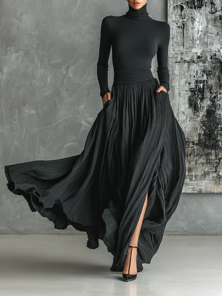 Prudence | Conjunto de falda plisada y camiseta de cuello redondo negro